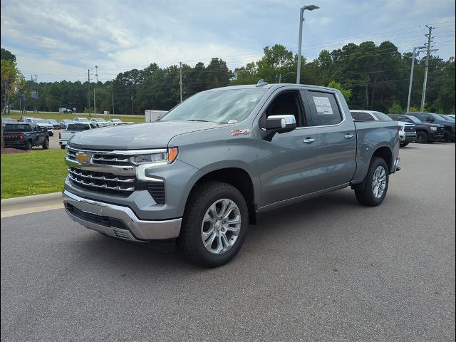 2025 Chevrolet Silverado 1500 Vehicle Photo in SANFORD, NC 27332-9629