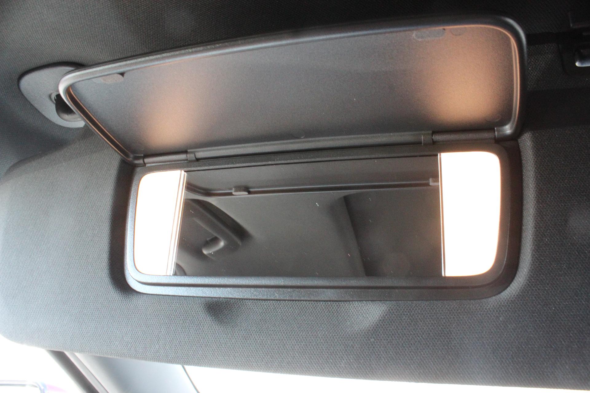 2025 GMC Yukon XL Vehicle Photo in AURORA, CO 80012-4011