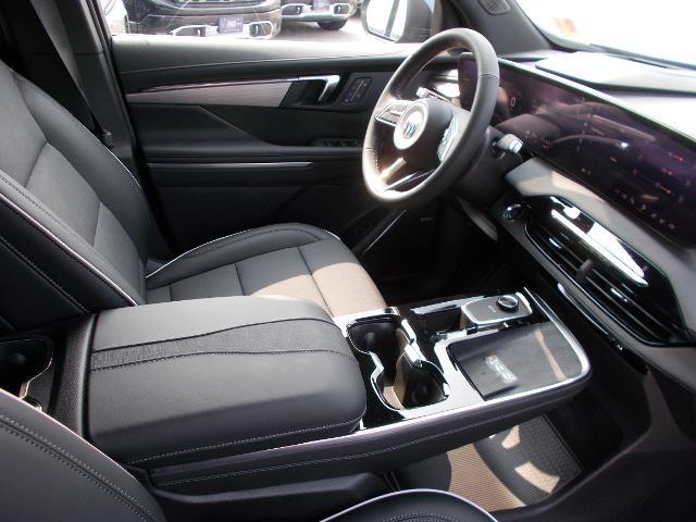 2026 Buick Enclave Vehicle Photo in LOWELL, MA 01852-4336