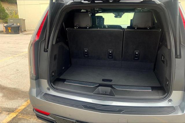 2021 Cadillac Escalade Vehicle Photo in KANSAS CITY, MO 64114-4545