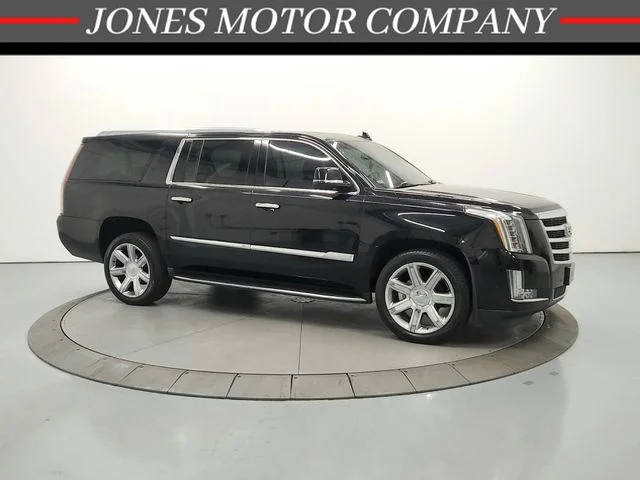 2018 Cadillac Escalade ESV Vehicle Photo in Savannah, TN 38372