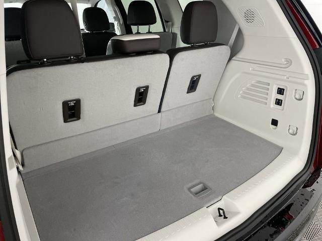 2024 GMC Acadia Vehicle Photo in GILBERT, AZ 85297-0402