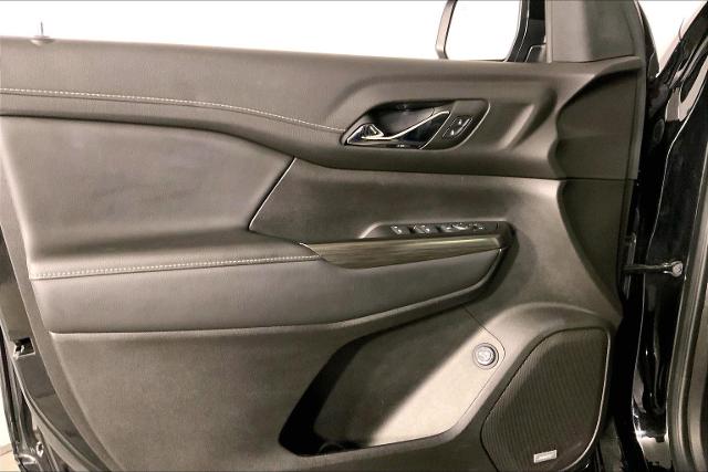 2023 GMC Acadia Vehicle Photo in KANSAS CITY, MO 64114-4502