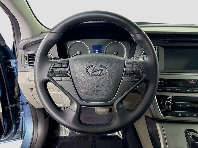 2017 Hyundai SONATA Vehicle Photo in Puyallup, WA 98371