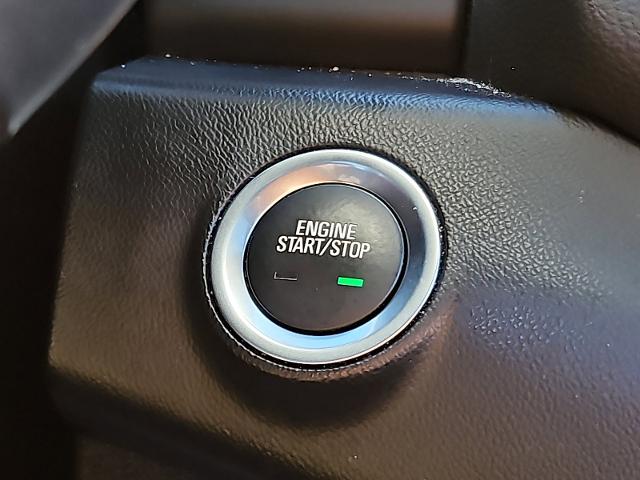 2023 GMC Terrain Vehicle Photo in TREVOSE, PA 19053-4984