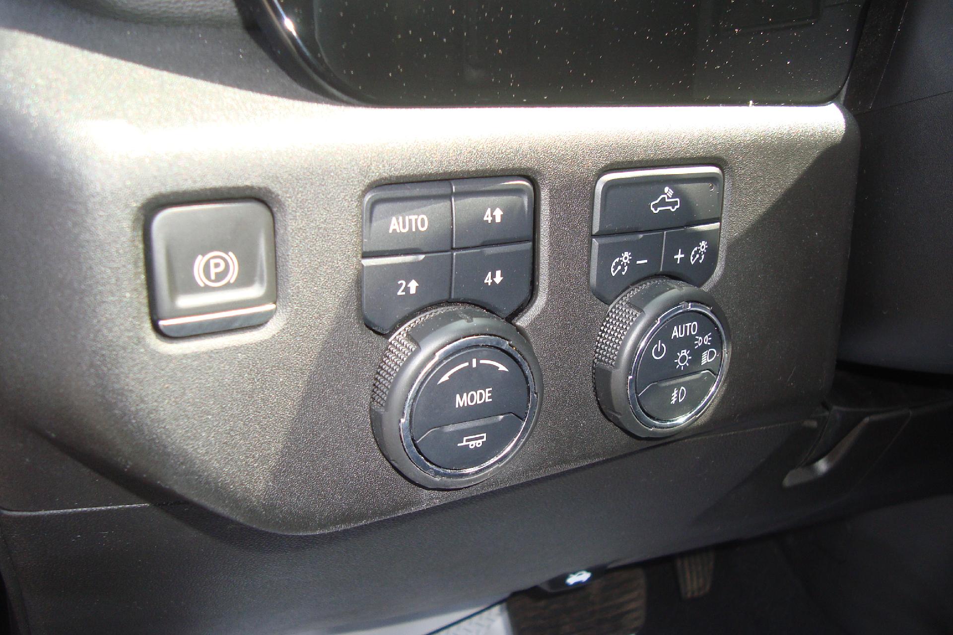 2023 Chevrolet Silverado 1500 Vehicle Photo in PORTSMOUTH, NH 03801-4196