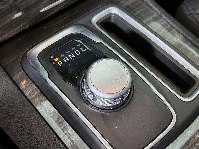 2020 Chrysler 300 Vehicle Photo in Flemington, NJ 08822