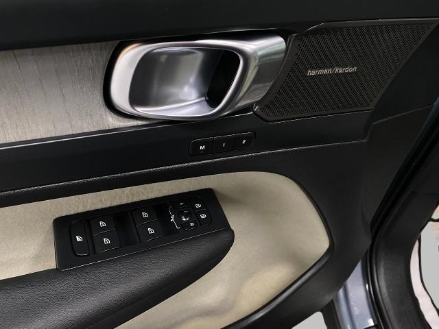 2023 Volvo XC40 Vehicle Photo in Appleton, WI 54913