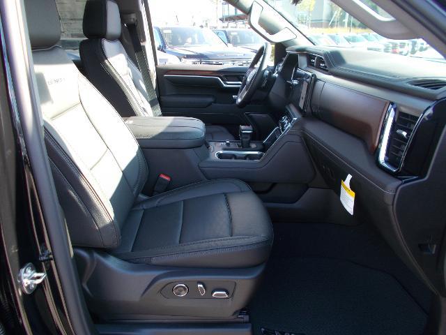 2026 GMC Sierra 1500 Vehicle Photo in LOWELL, MA 01852-4336