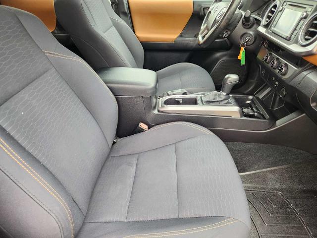 2016 Toyota Tacoma Vehicle Photo in DENTON, TX 76210-9321