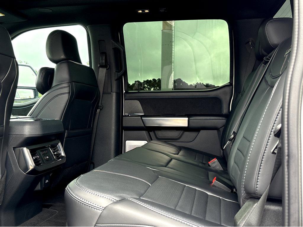 2025 Ford Super Duty F-250 SRW Vehicle Photo in POOLER, GA 31322-3252