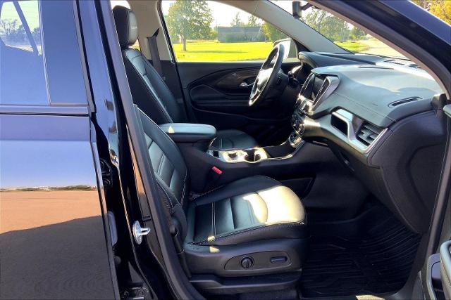 2022 GMC Terrain Vehicle Photo in TOPEKA, KS 66609-0000