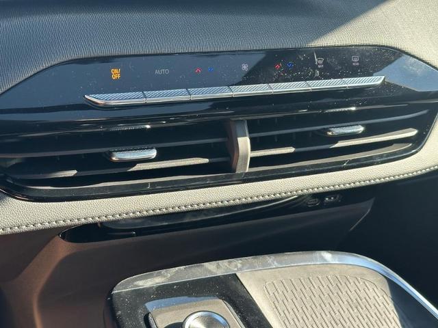 2026 Buick Enclave Vehicle Photo in COLUMBIA, MO 65203-3903