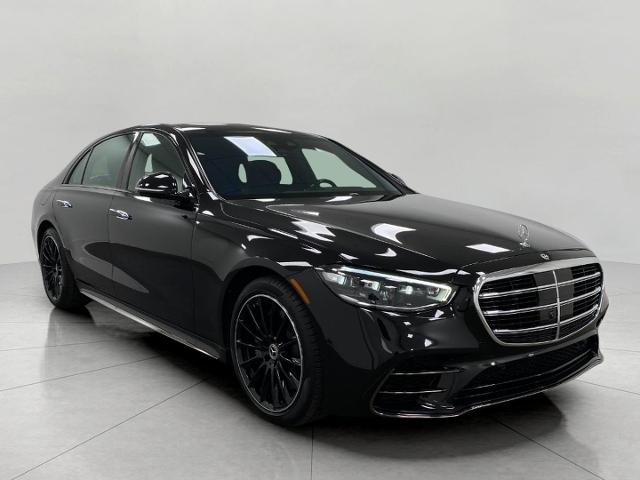 2025 Mercedes-Benz S-Class Vehicle Photo in Neenah, WI 54956