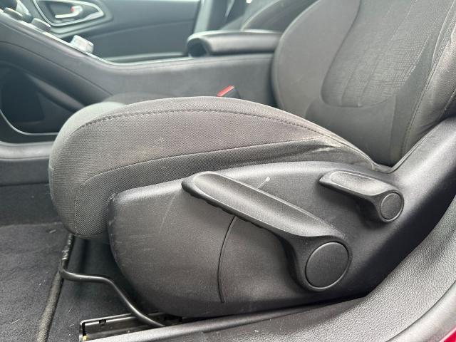 2015 Chrysler 200 Vehicle Photo in Statesboro, GA 30458