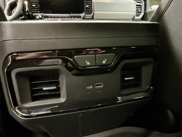 2026 Chevrolet Silverado 2500 HD Vehicle Photo in EVERETT, WA 98203-5662