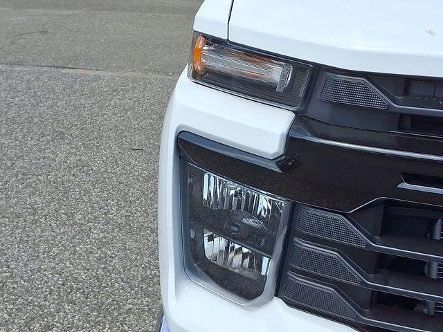 2025 Chevrolet Silverado 3500 HD Chassis Cab Vehicle Photo in DANBURY, CT 06810-5034