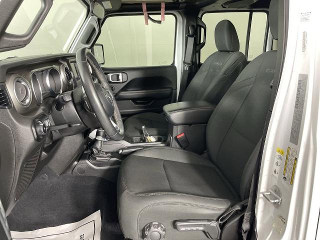 2019 Jeep Wrangler Unlimited Vehicle Photo in GILBERT, AZ 85297-0402