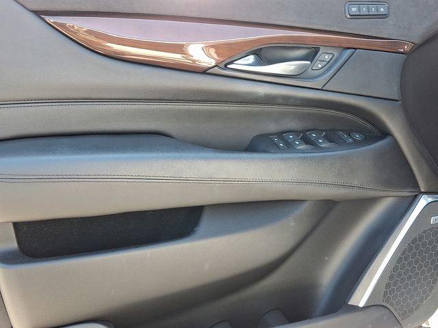 2018 Cadillac Escalade Vehicle Photo in DANBURY, CT 06810-5034
