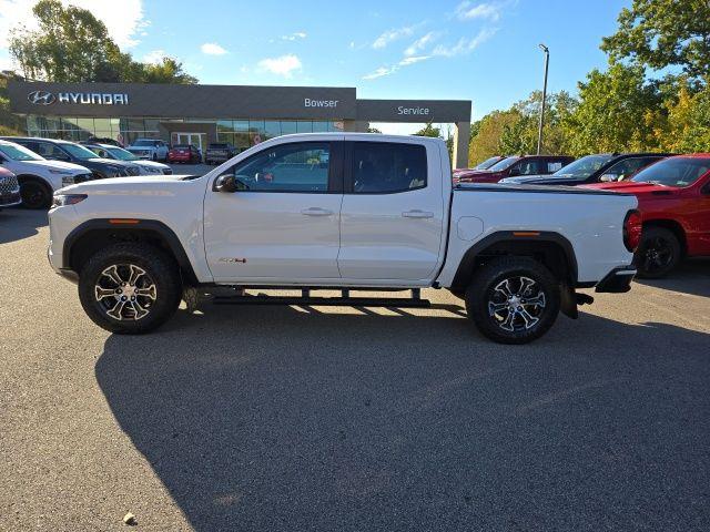 2024 GMC Canyon Vehicle Photo in Pleasant Hills, PA 15236