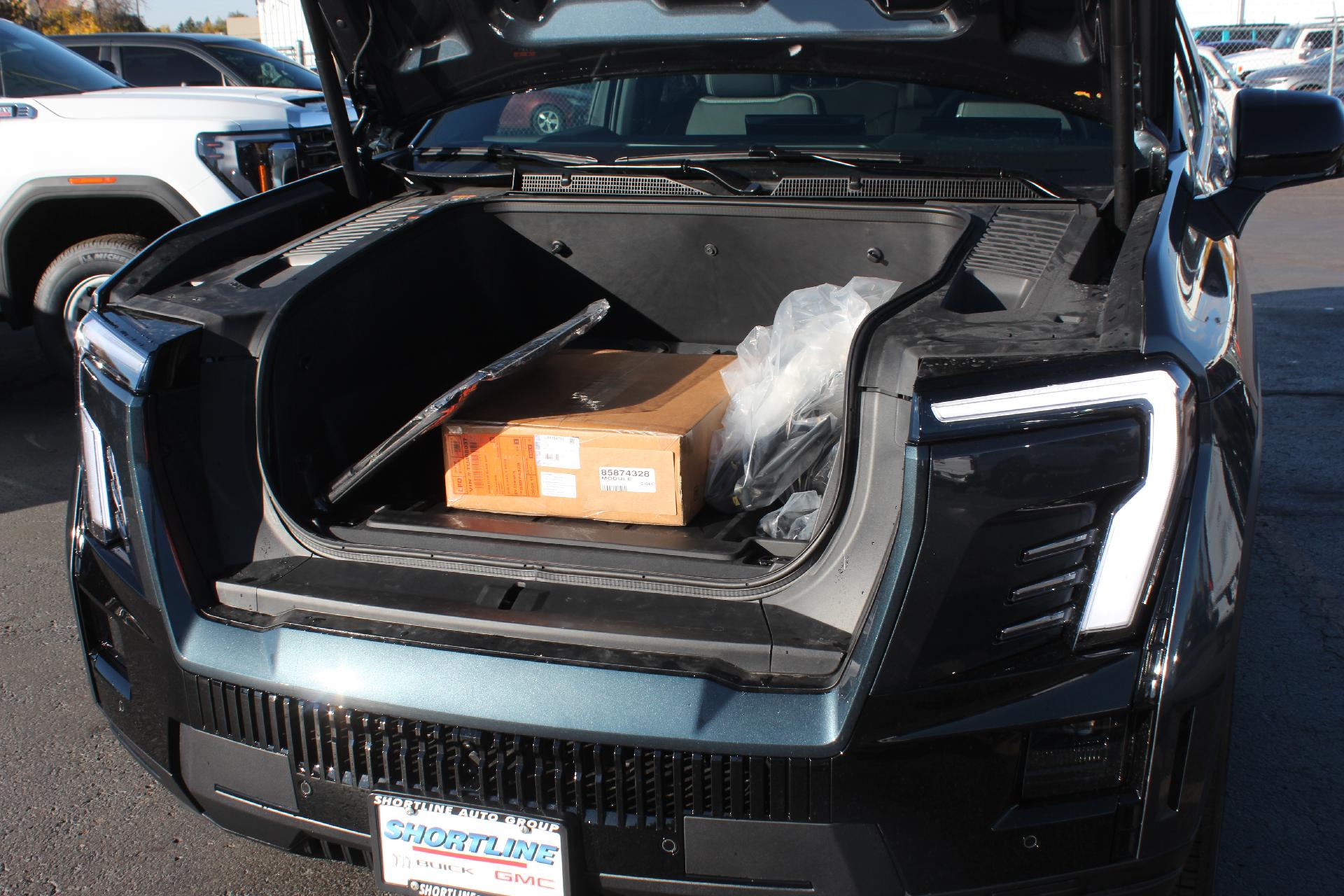 2026 GMC Sierra EV Vehicle Photo in AURORA, CO 80012-4011