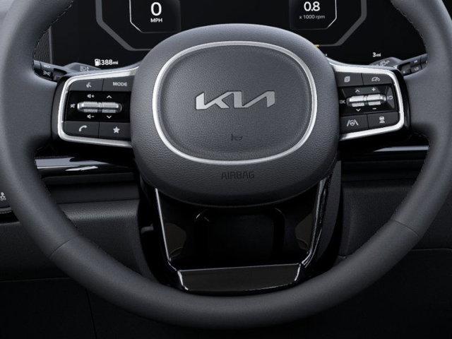 2025 Kia Carnival Vehicle Photo in Westbrook, ME 04092