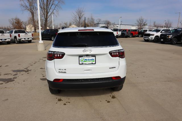 2025 Jeep Compass Vehicle Photo in Cedar Rapids, IA 52402