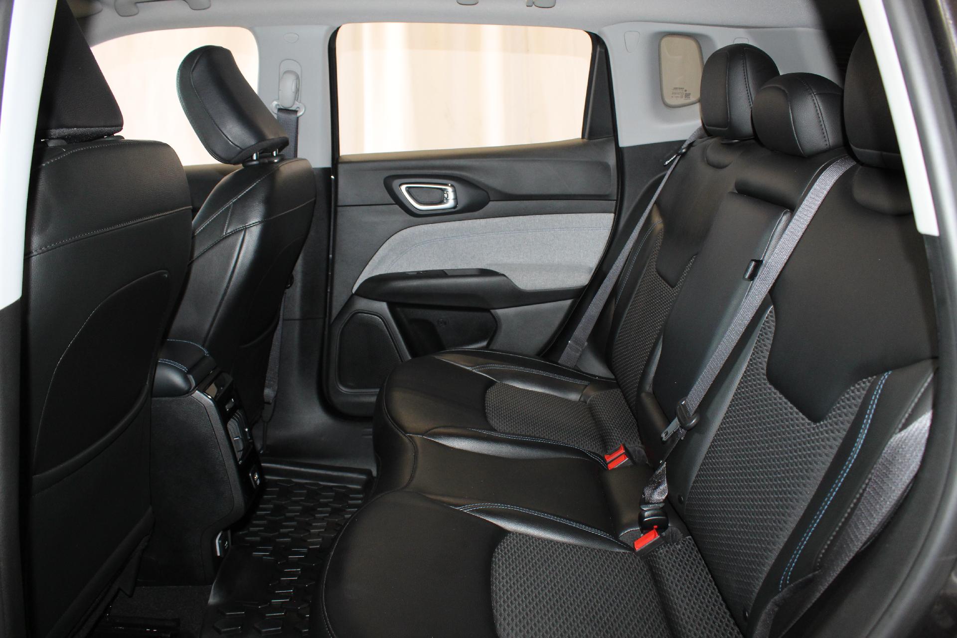 2022 Jeep Compass Vehicle Photo in NORTHAMPTON, MA 01060-1120