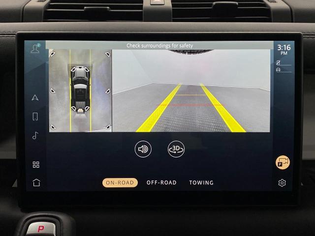 2025 Defender Vehicle Photo in Appleton, WI 54913