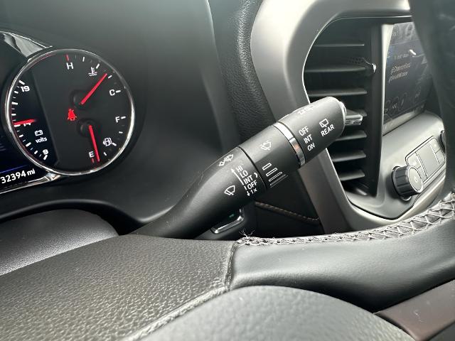 2023 GMC Acadia Vehicle Photo in MANITOWOC, WI 54220-5838