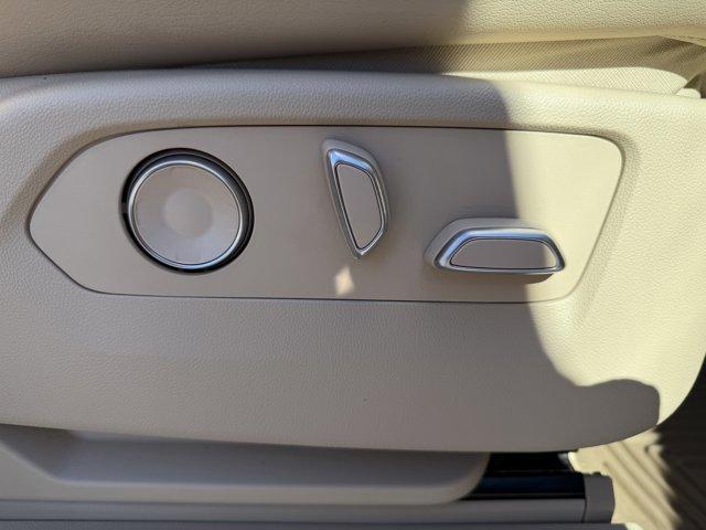 2021 Cadillac Escalade ESV Vehicle Photo in LEOMINSTER, MA 01453-2952