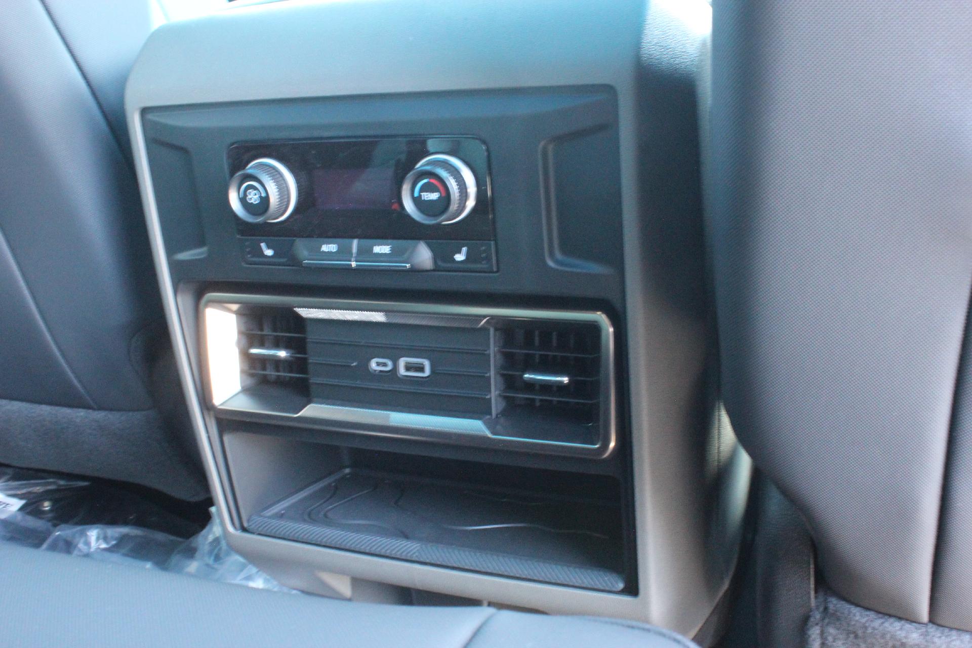 2024 GMC HUMMER EV SUV Vehicle Photo in AURORA, CO 80012-4011