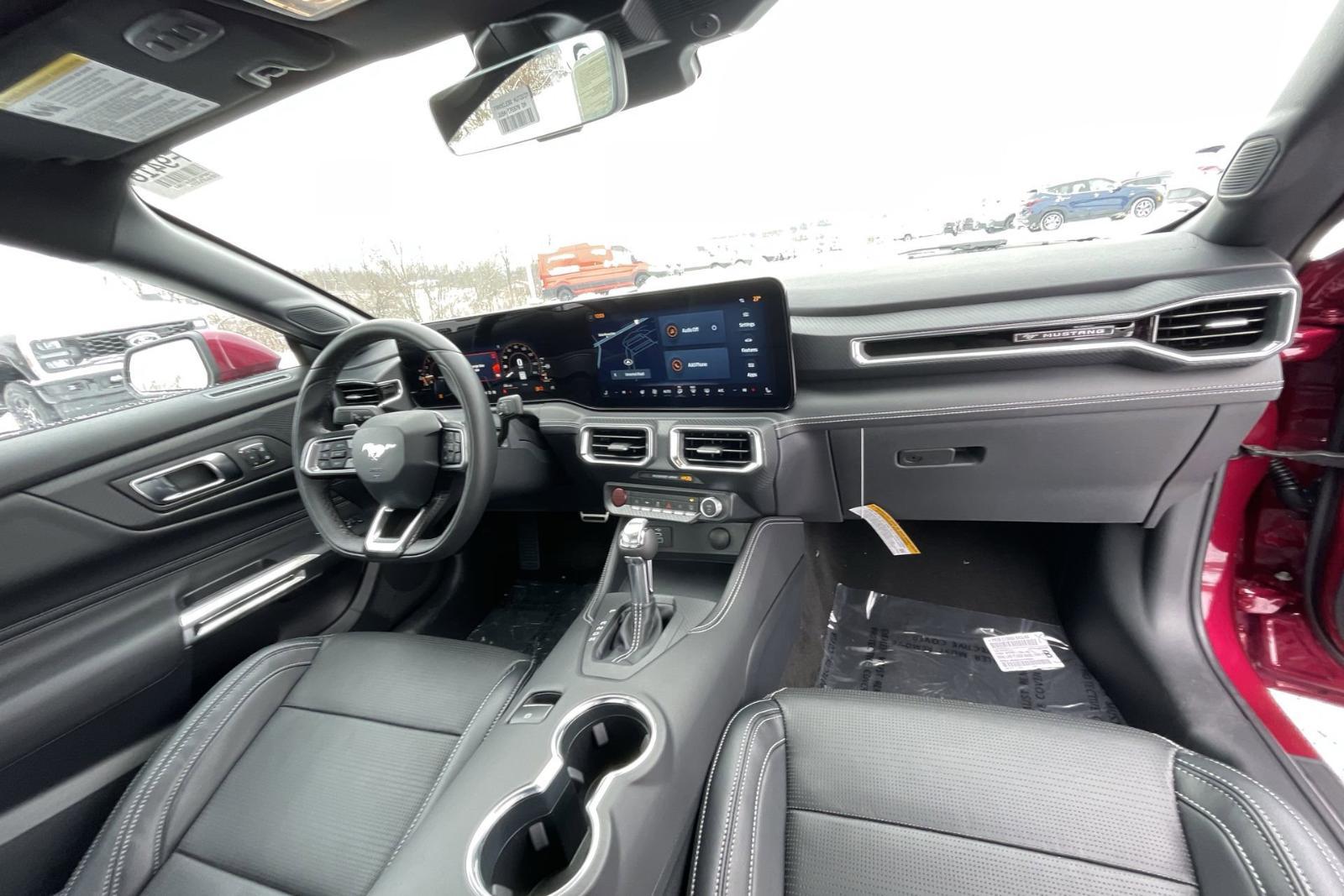 2025 Ford Mustang Vehicle Photo in Belle Vernon, PA 15012