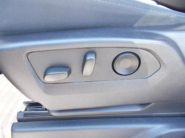 2024 GMC Sierra 1500 Vehicle Photo in LOWELL, MA 01852-4336