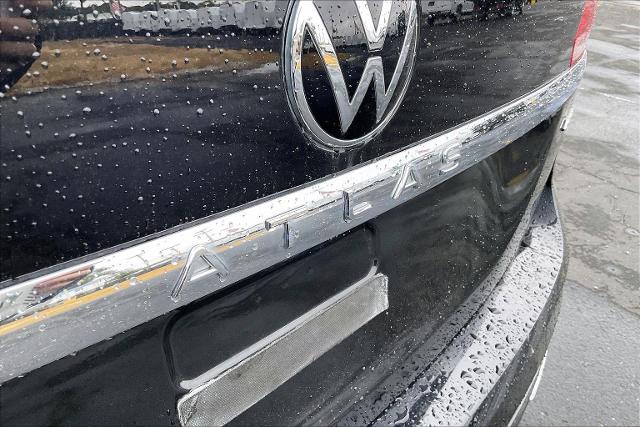 2023 Volkswagen Atlas Vehicle Photo in INDEPENDENCE, MO 64055-1314