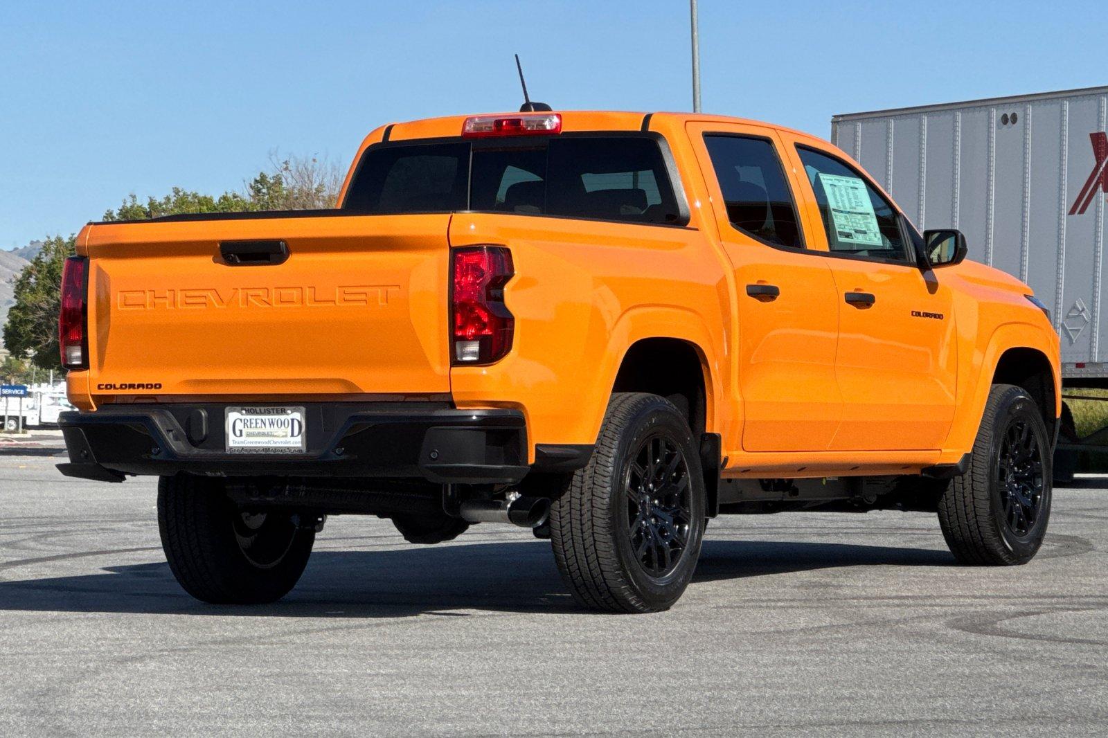 2026 Chevrolet Colorado Work Truck - Photo 4