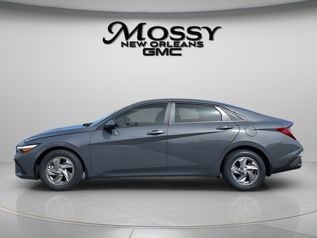2025 Hyundai Elantra SE - 7