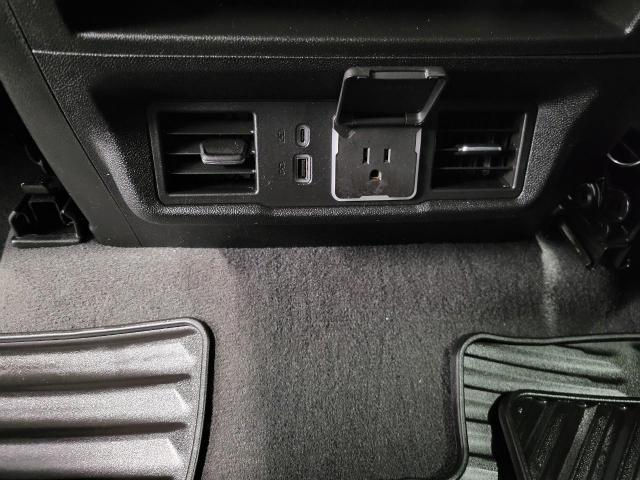 2023 GMC Sierra 1500 Vehicle Photo in NEENAH, WI 54956-2243