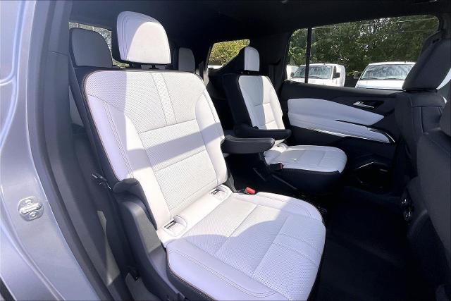 2025 Chevrolet Traverse Vehicle Photo in INDEPENDENCE, MO 64055-1314