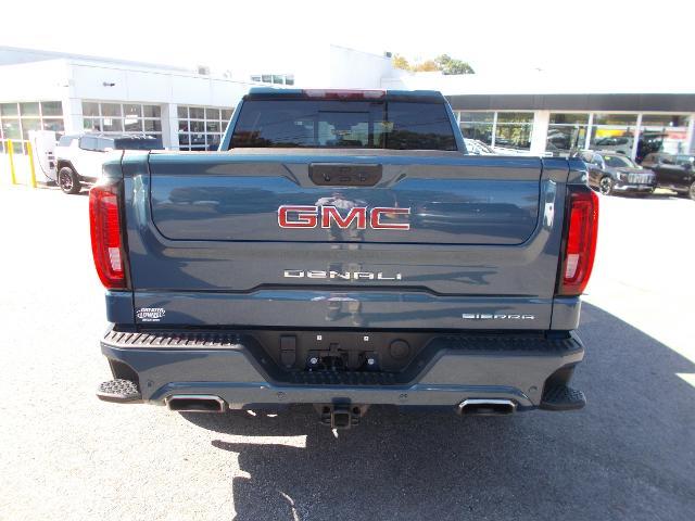 2024 GMC Sierra 1500 Vehicle Photo in LOWELL, MA 01852-4336