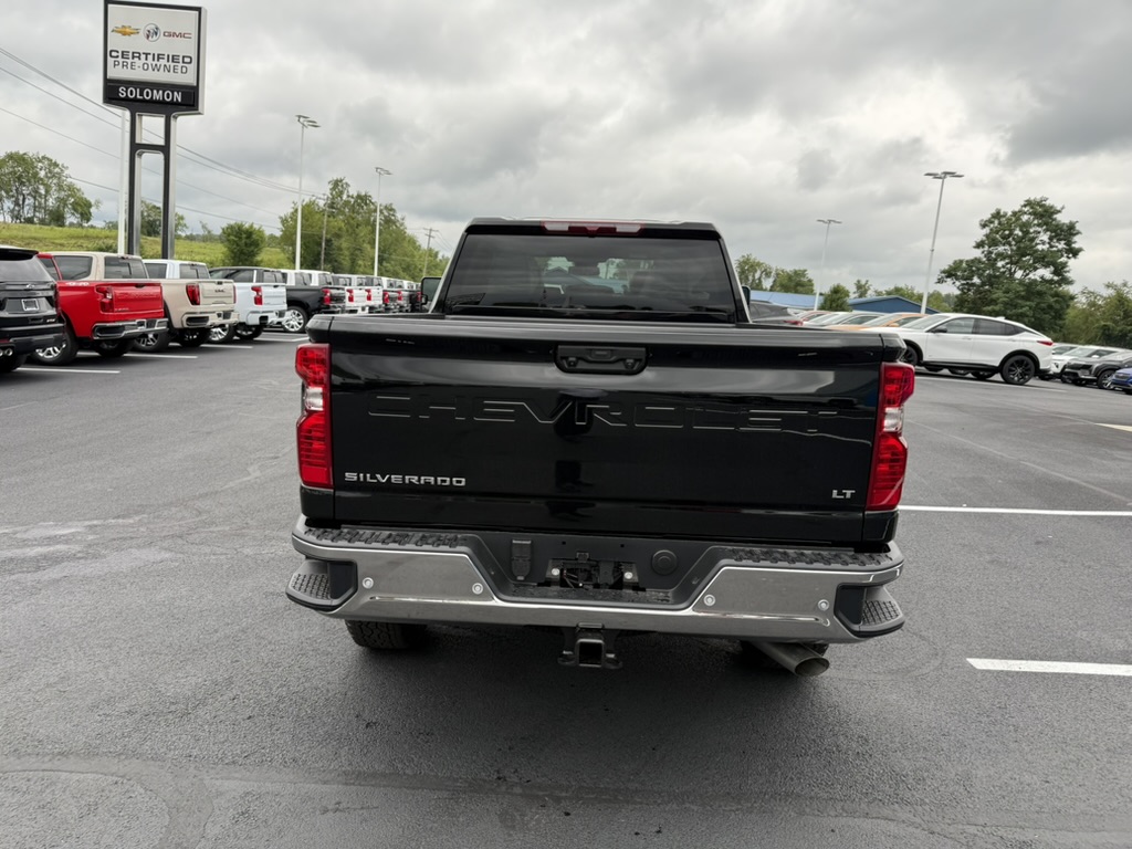 2026 Chevrolet Silverado 2500 HD photo 4 of 10