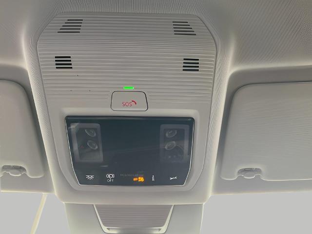 2025 Volkswagen Tiguan Vehicle Photo in Oshkosh, WI 54904