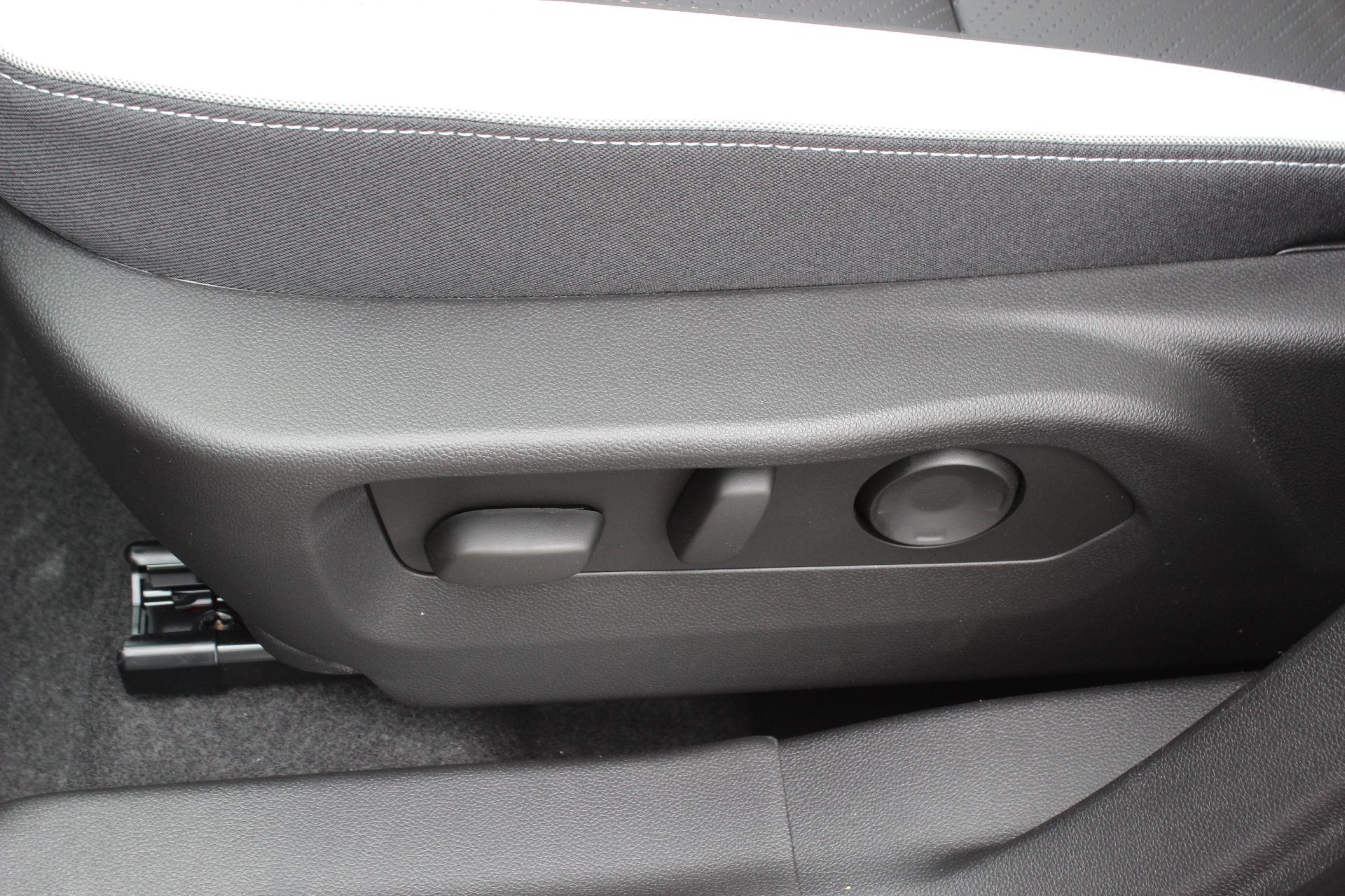 2025 Buick Envision Vehicle Photo in AURORA, CO 80012-4011