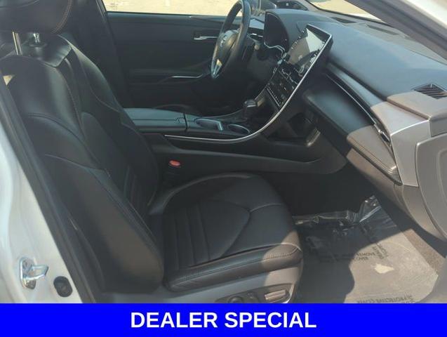 2022 Toyota Avalon Vehicle Photo in Merrillville, IN 46410