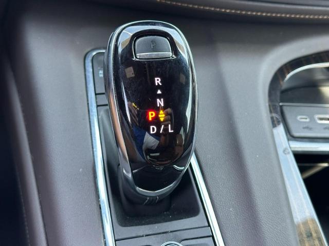 2024 Cadillac Escalade Vehicle Photo in COLUMBIA, MO 65203-3903
