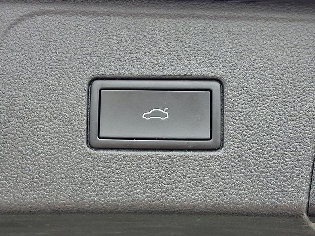 2021 Volkswagen Atlas Vehicle Photo in DANBURY, CT 06810-5034