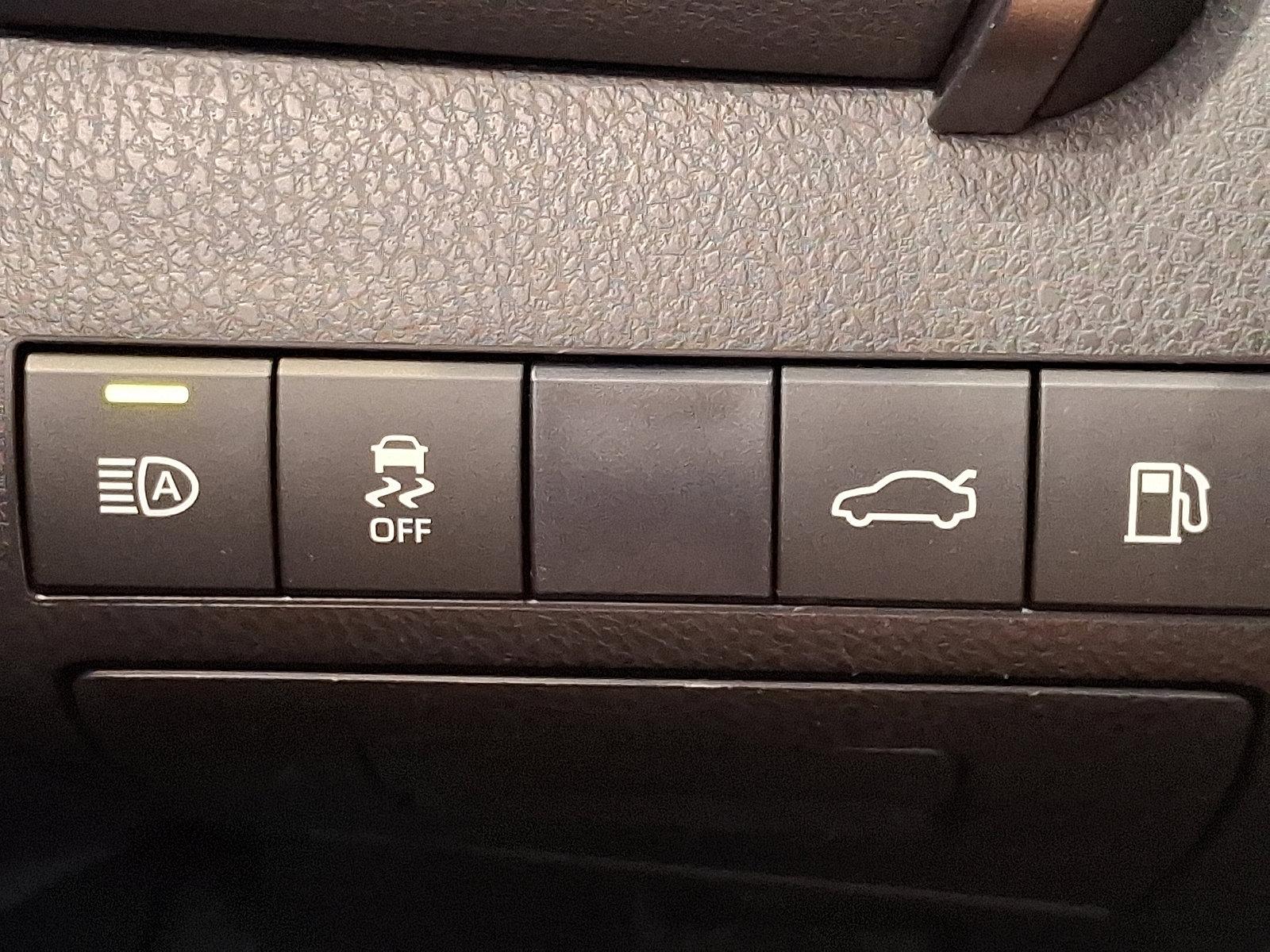 2018 Toyota Camry Vehicle Photo in Lancaster, PA 17601