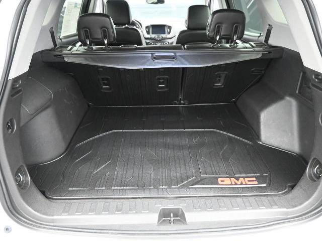 2020 GMC Terrain Vehicle Photo in Cedar Rapids, IA 52402