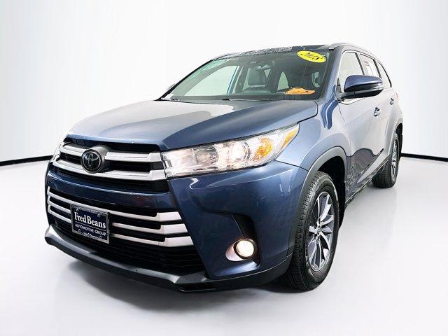 2018 Toyota Highlander Vehicle Photo in Flemington, NJ 08822