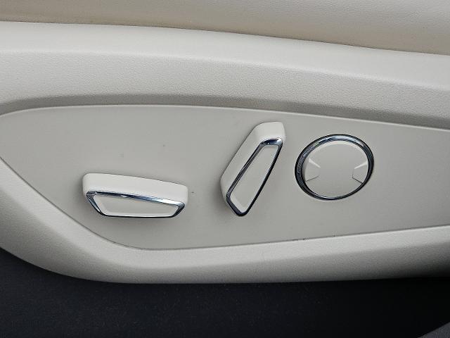 2020 Lincoln Nautilus Vehicle Photo in TREVOSE, PA 19053-4984